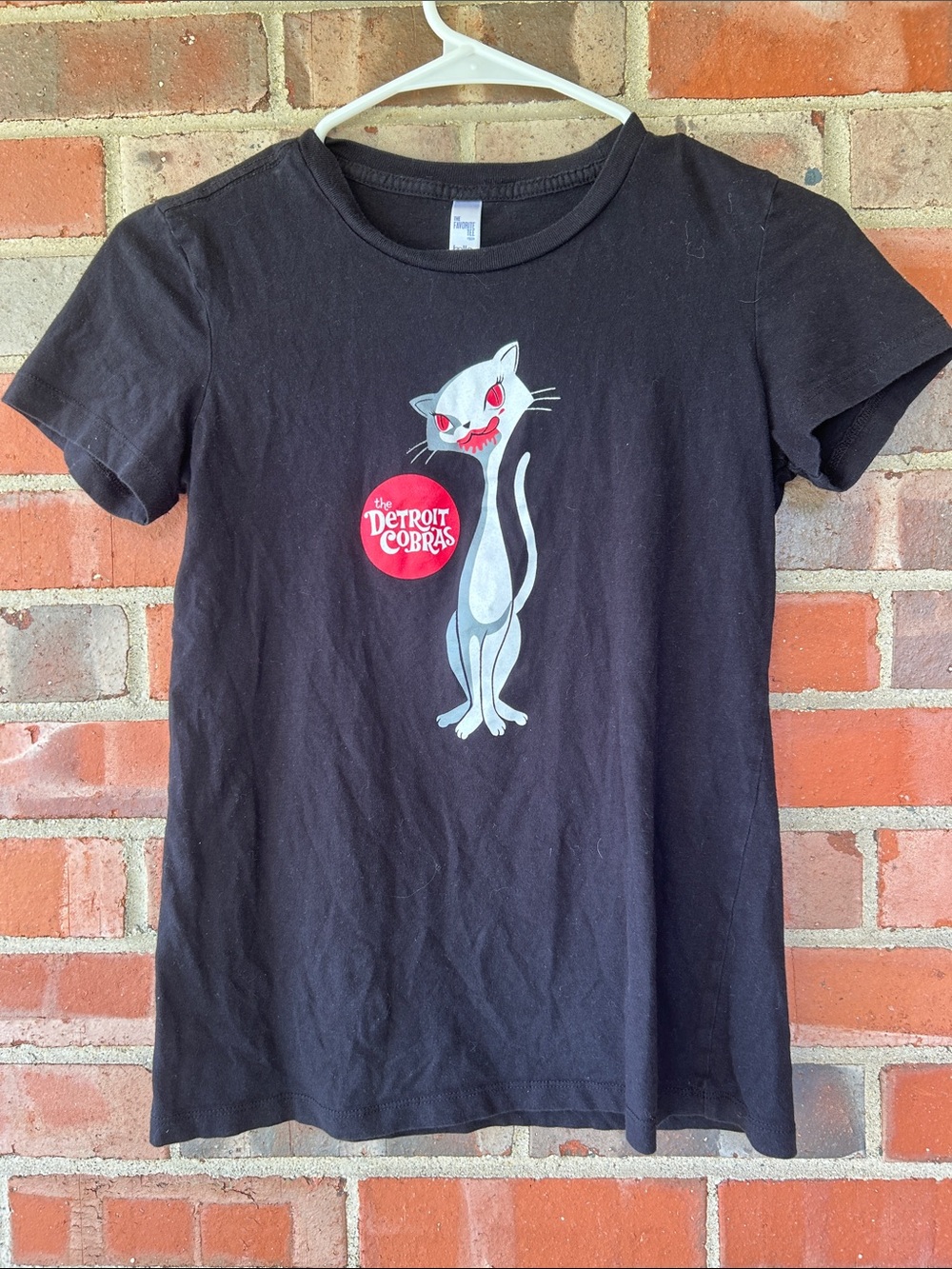 Detroit Cobras Black Tee with Cat. Womens M (small fit)
